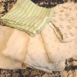 Muslin Swaddle Blankets - Bundle of 6